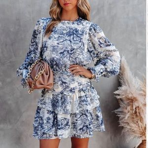 NWOT Vici dolls sketch print ruffle tiered dress